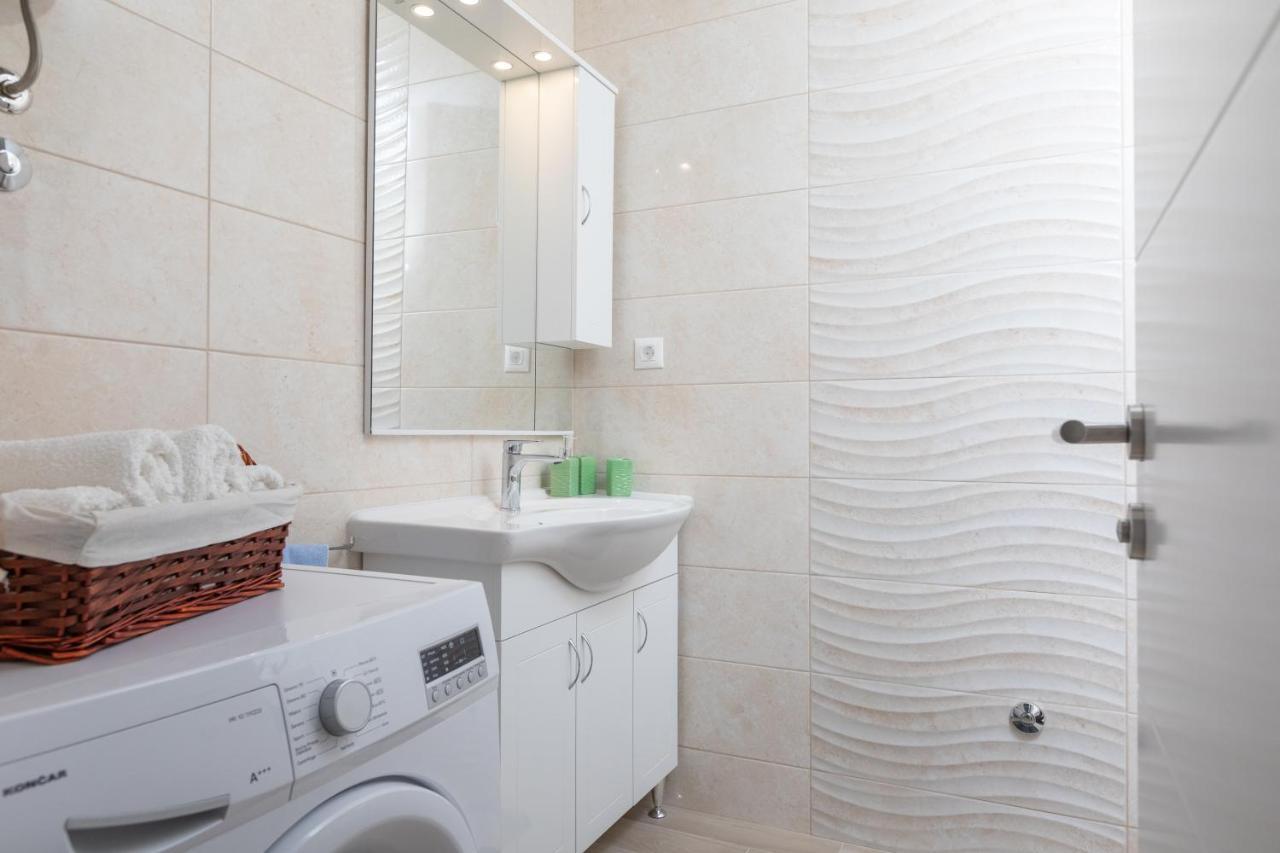 Apartment Oseka Makarská Exteriér fotografie