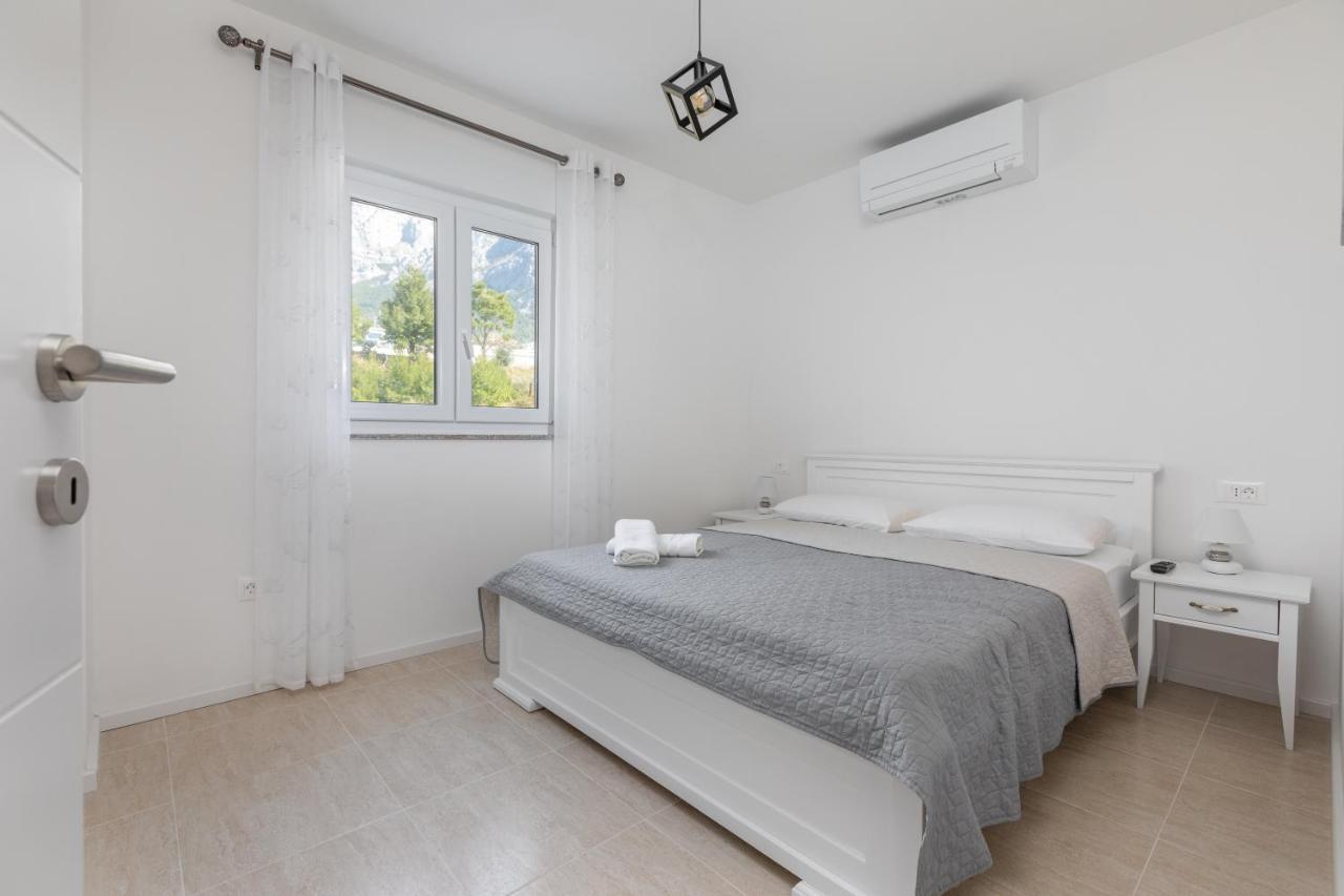 Apartment Oseka Makarská Exteriér fotografie