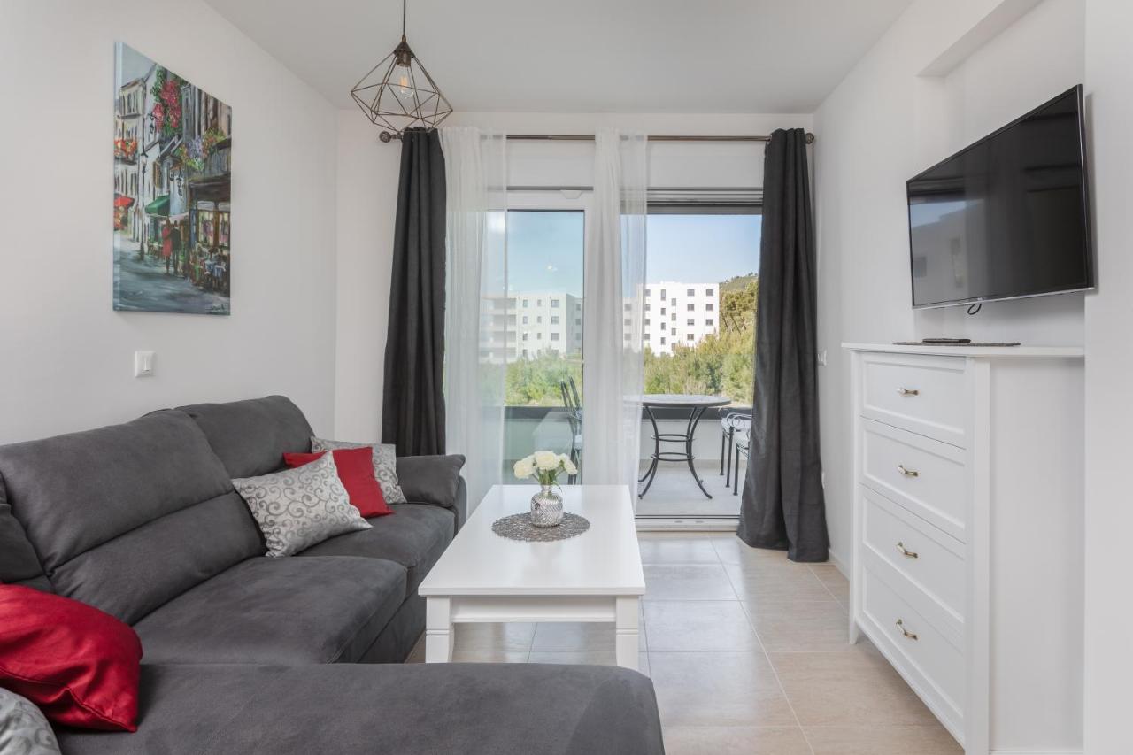 Apartment Oseka Makarská Exteriér fotografie